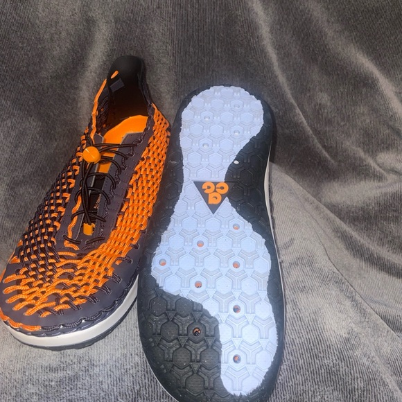 Nike ACG Orange and Black Sneakers - Picture 3 of 3